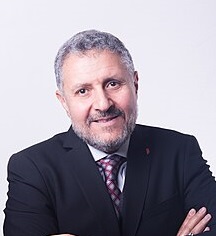  الأستاذ نجاد البرعي 