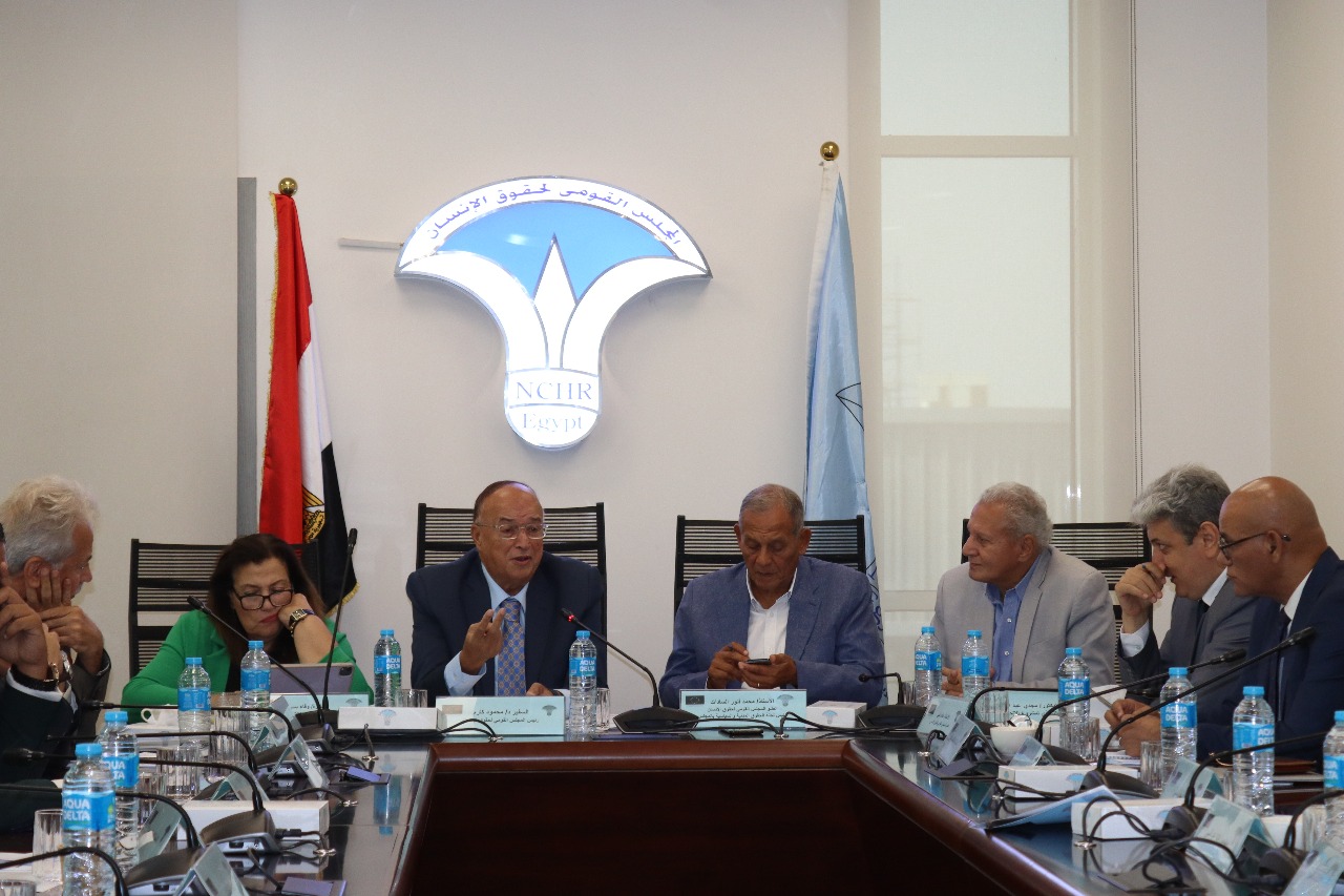 القومي لحقوق الإنسان يعقد لقاء تشاوريا حول الإطار القانوني الحاكم لعمل المجلس 