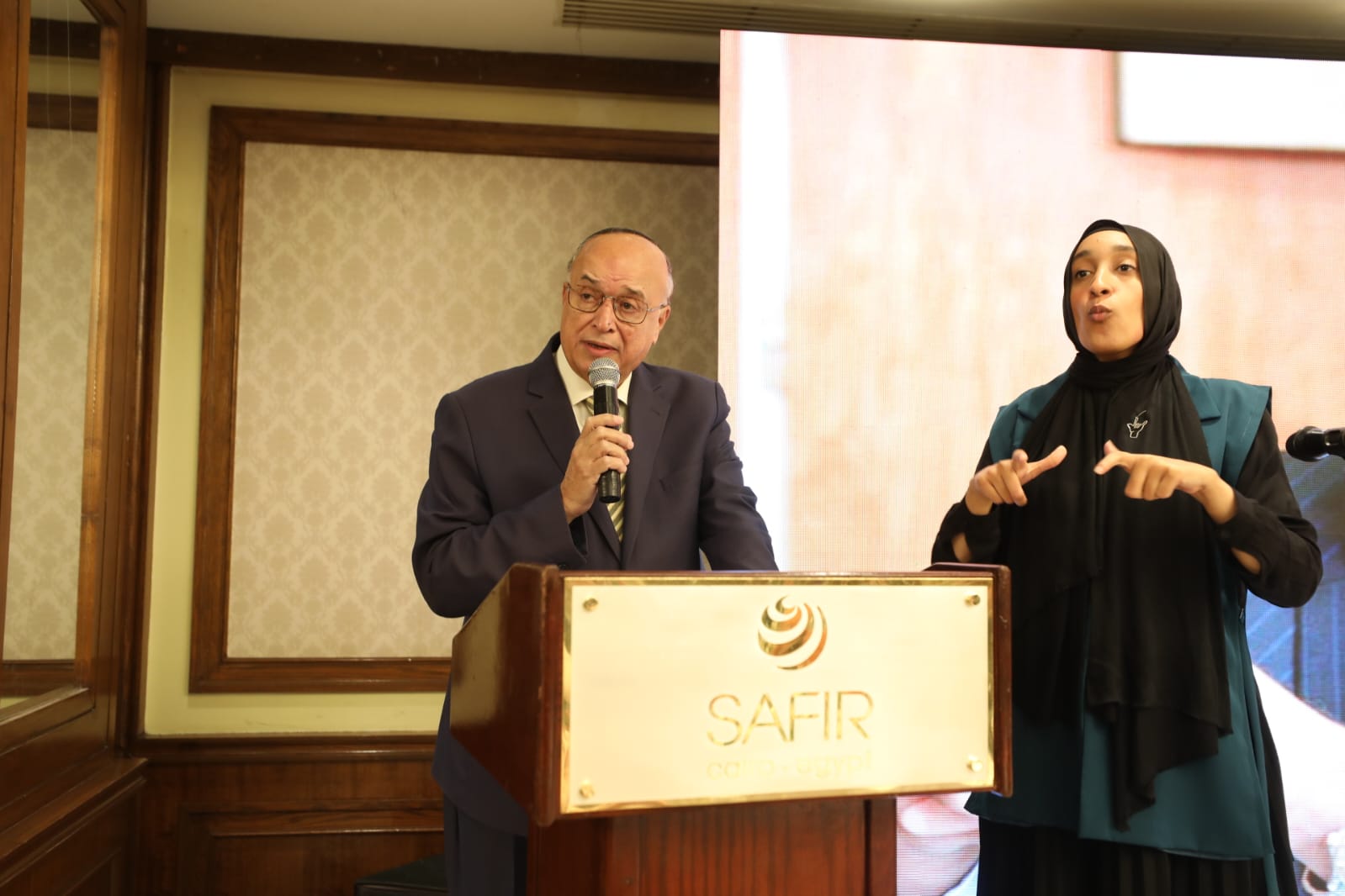  السفير محمود كارم: القومي لحقوق الإنسان يعمل على إعمال الحقوق الكاملة للأشخاص ذوي الإعاقة 