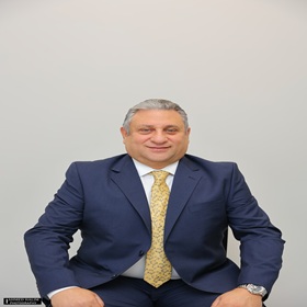  الأستاذ أيمن صابر طه مصطفى عقيل 