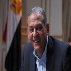  الأستاذ محمد أنور عصمت السادات 