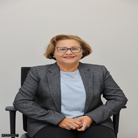  الأستاذة الدكتورة هويدا عدلى رومان بطرس 