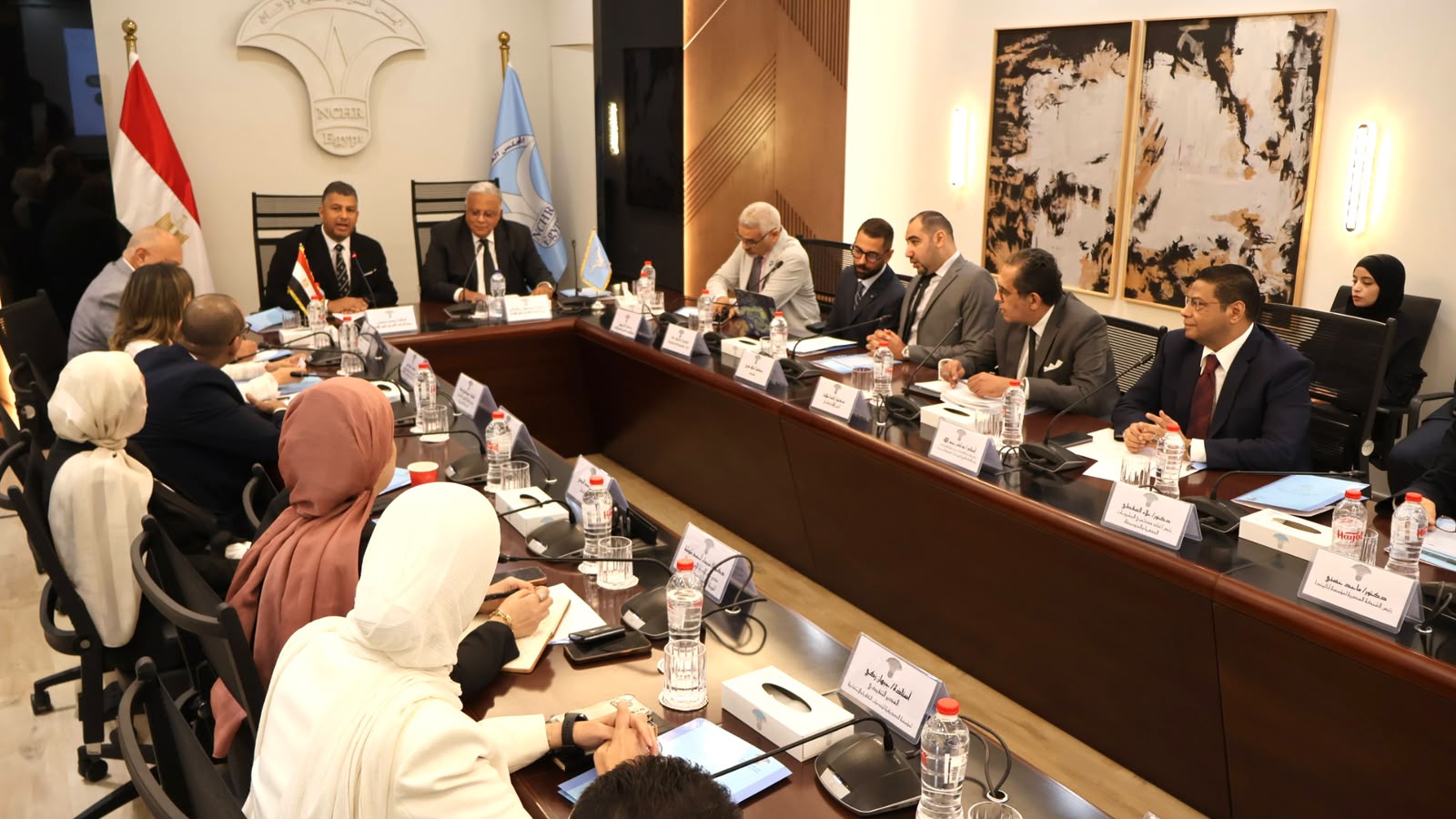  القومي لحقوق الإنسان يعقد جلسة خبراء لتطوير المنظومة الوطنية للأعمال التجارية وحقوق الإنسان 