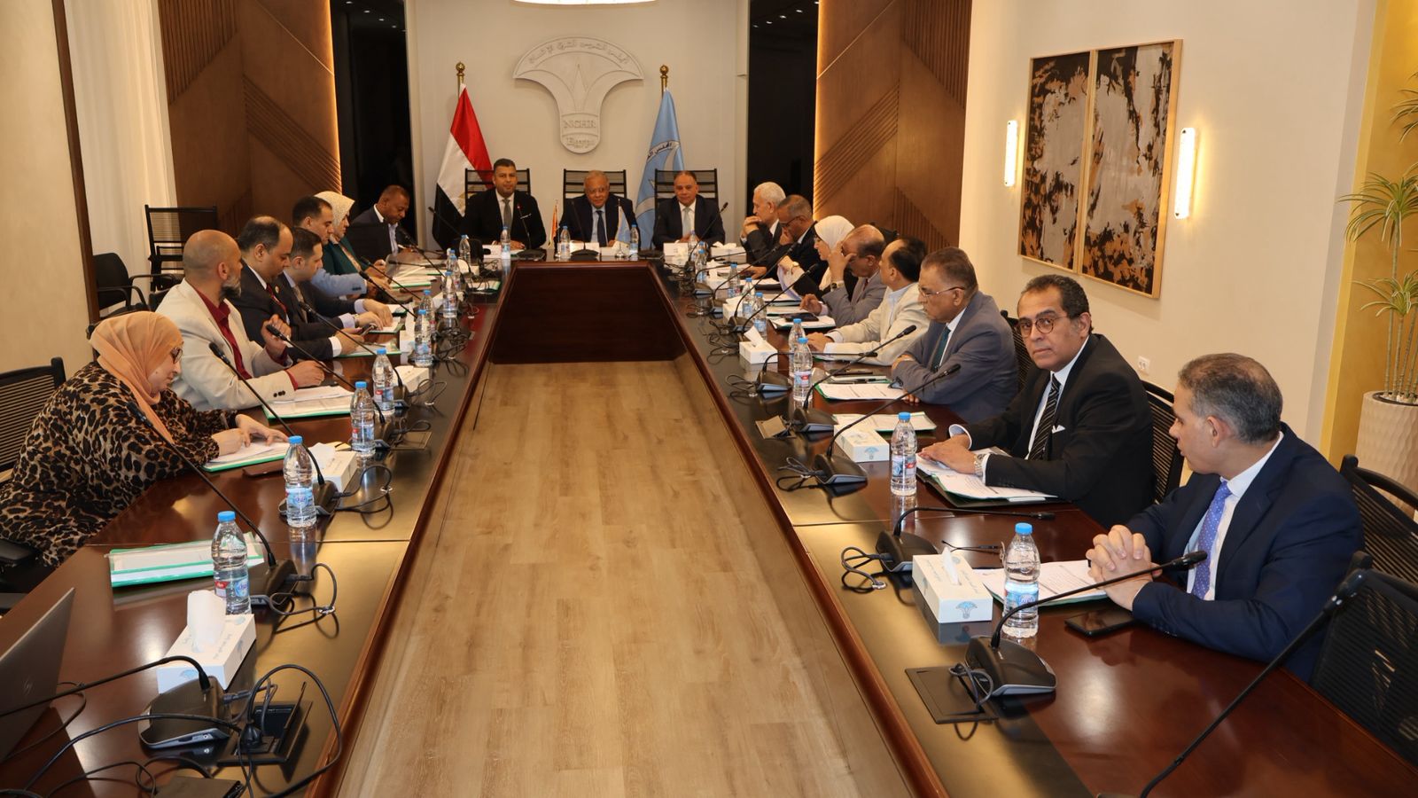  المجلس القومي لحقوق الإنسان يناقش قرارات عيد العمال الأخيرة في إطار الحقوق الاقتصادية والاجتماعية 